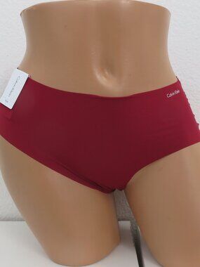 (#118) Calvin Klein Women Invisibles Hipster Panty, Manic Red Size L